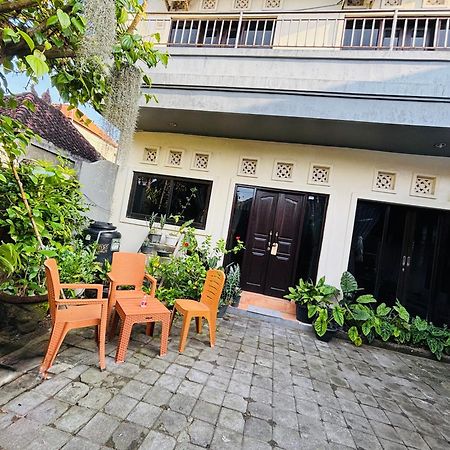 Pesanggaran Mama Mega Homestay מראה חיצוני תמונה