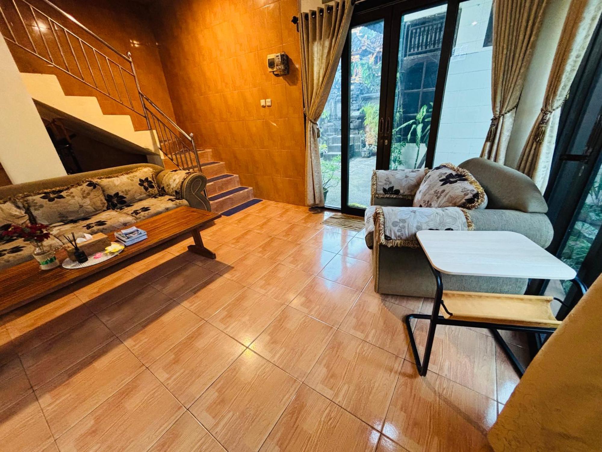 Pesanggaran Mama Mega Homestay מראה חיצוני תמונה
